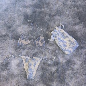 Triangl Bikini Vinca-Indigo Size Small